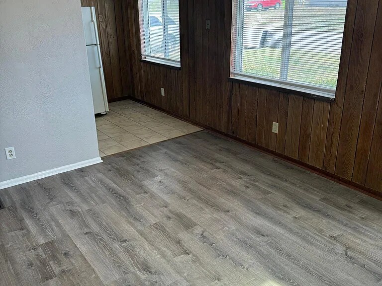Building Photo - 500 Maier Dr
