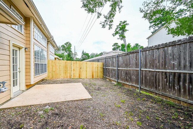 Building Photo - 14420 Walters Rd