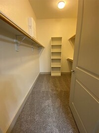 Building Photo - 1800 St Joseph Pkwy