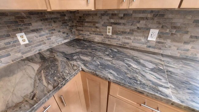 New Granite Tops, Tile Backsplash, and New Cabinets Throughout - 5538 W Ridgecreek Dr