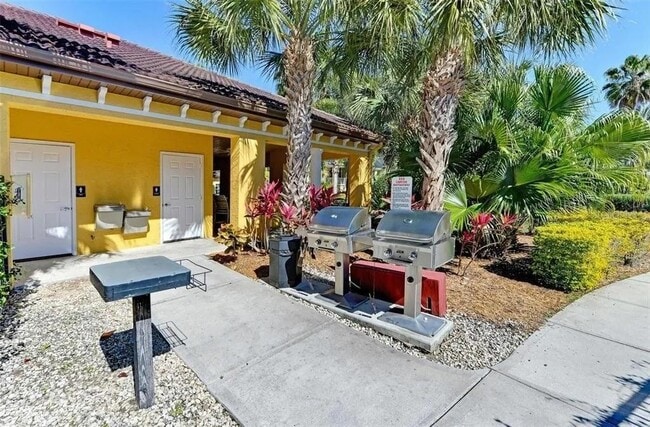 Building Photo - 5001 Baraldi Cir