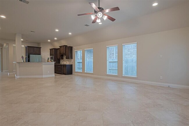 Building Photo - 10623 Davlee Ln