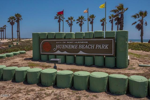 Building Photo - 321 E Surfside Dr
