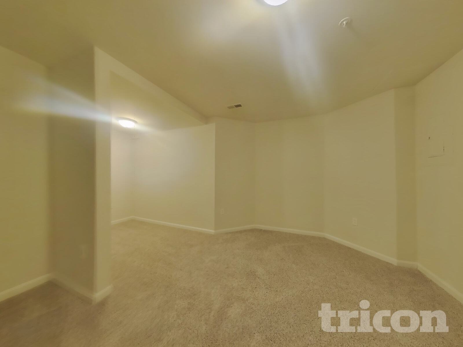 Building Photo - 10721 Esprit Pl