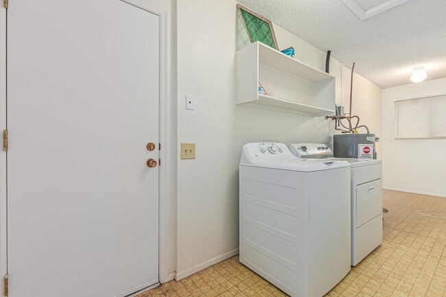 Building Photo - 20014 N Conquistador Dr