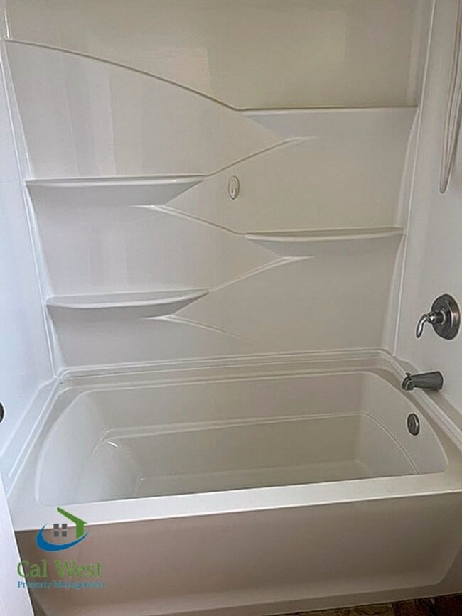Building Photo - $3995 - 3 Bed/2.5 Bath Two Story Home in D...