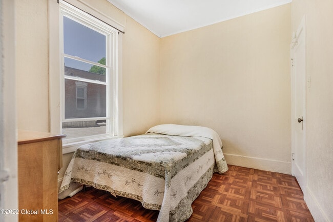 Building Photo - 2209 15th St