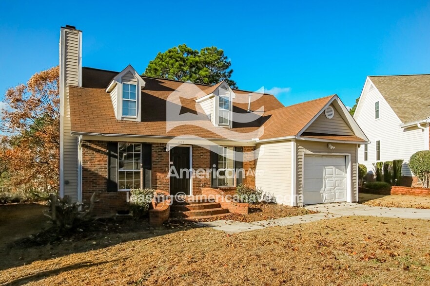 Building Photo - 423 Bradford Ln