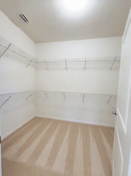 Building Photo - 17589 Garsalaso Cir