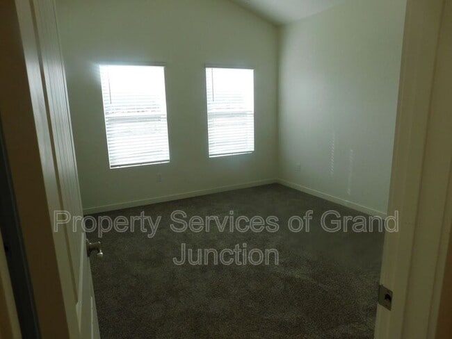 Building Photo - 2352 Chaco Cyn Lp