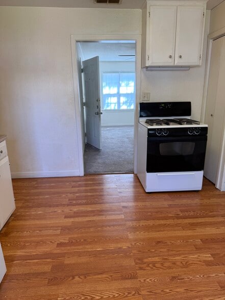 Building Photo - 1226 Green St