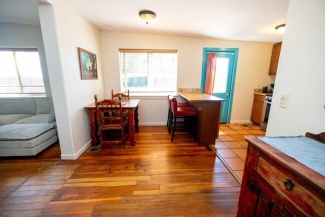 Building Photo - Modern Comfort with Fireplace & Yard | 2BR...