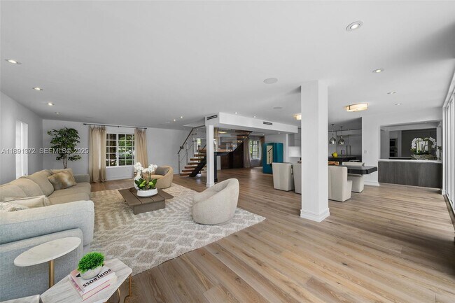 Building Photo - 575 Bay Point Rd