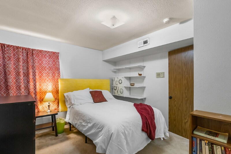 Building Photo - 9933 64th Ave S