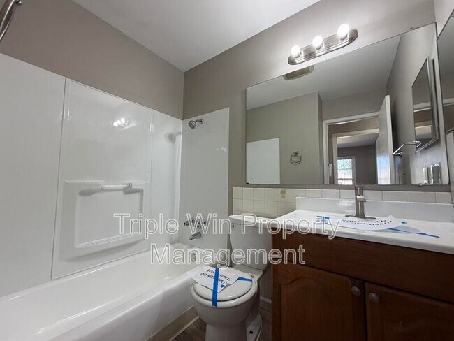 Building Photo - 1344 Coppergate Ln