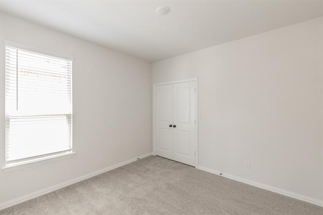Building Photo - 1000 S Hl Dr