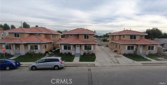 Primary Photo - 817 N Figueroa St