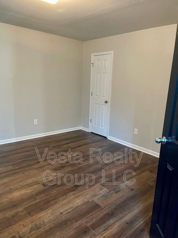 Building Photo - 146 Brenleigh Park Dr