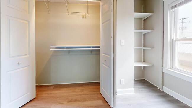 Building Photo - 7401 Jameson Rd