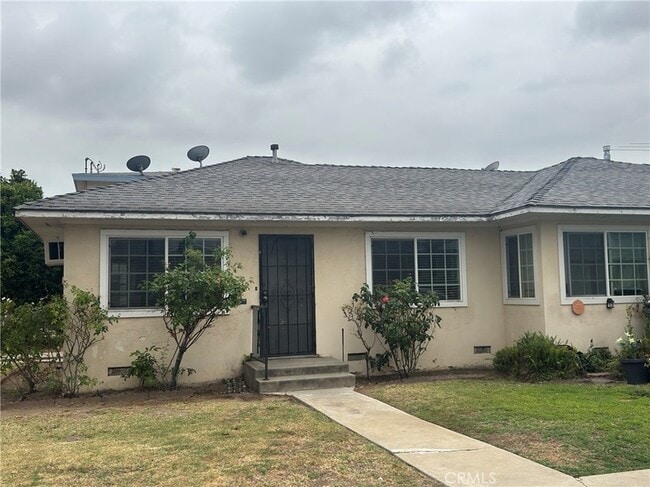 Building Photo - 615 S Almansor St