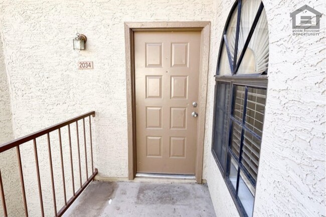 Building Photo - 2Bed/2Bath Apartment at Mesa Dr/Brown Rd! Ready for Immediate Move-In!