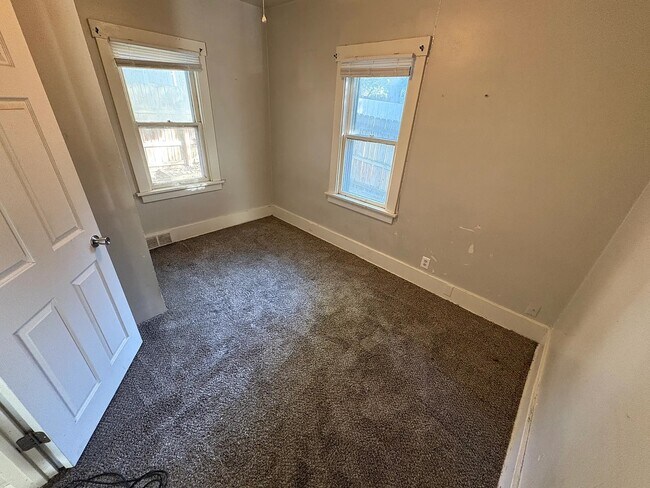 Building Photo - 6113 Spaulding St