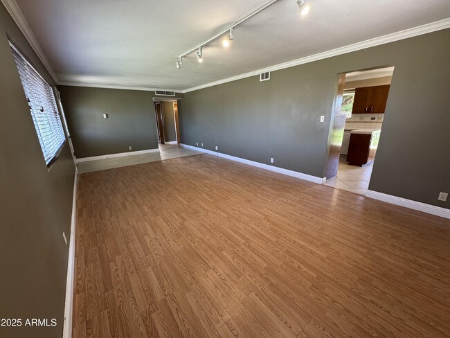 Building Photo - 2309 N 81st Way