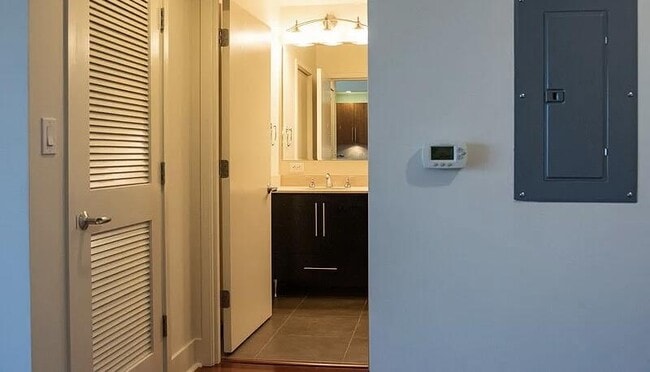 Building Photo - 88 E San Fernando St