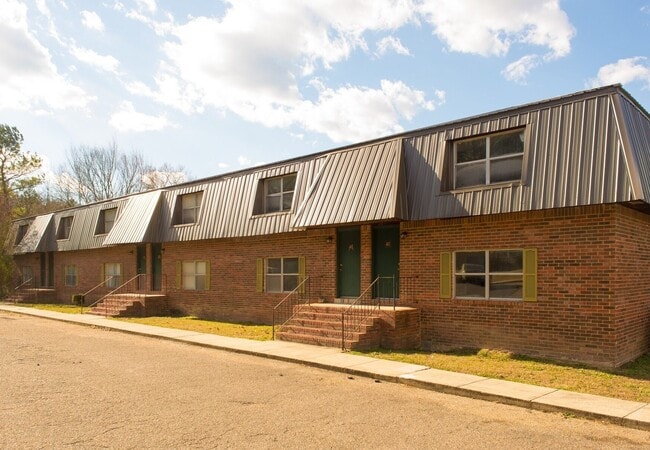 Building Photo - 671 Brecon Access Rd