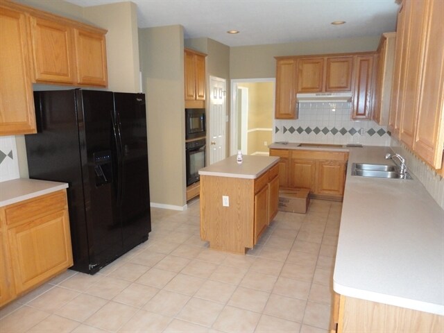 Building Photo - 17322 Pikes Peek Ct