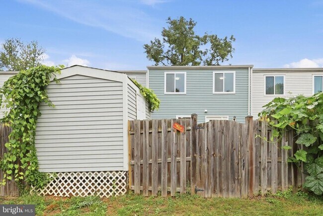 Building Photo - 6711 Kernel Ct
