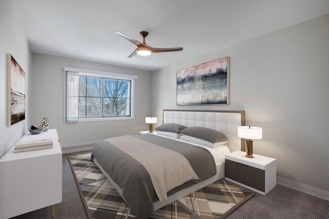 Interior Photo - Excelsior Shores
