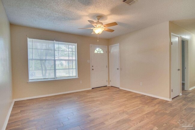 Building Photo - 386 Quigley Rd