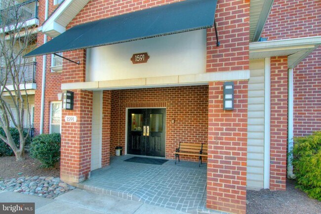 Building Photo - 1591 Spring Gate Dr.