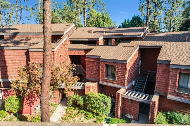 Building Photo - 388 S Prospectors Rd