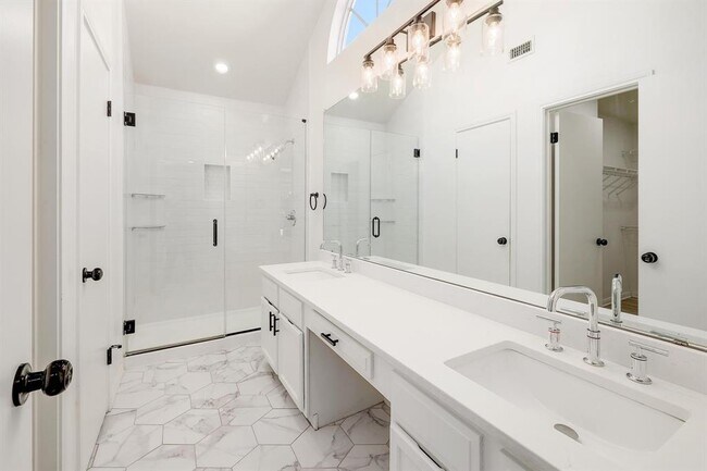 Building Photo - 1205 Rambling Trail