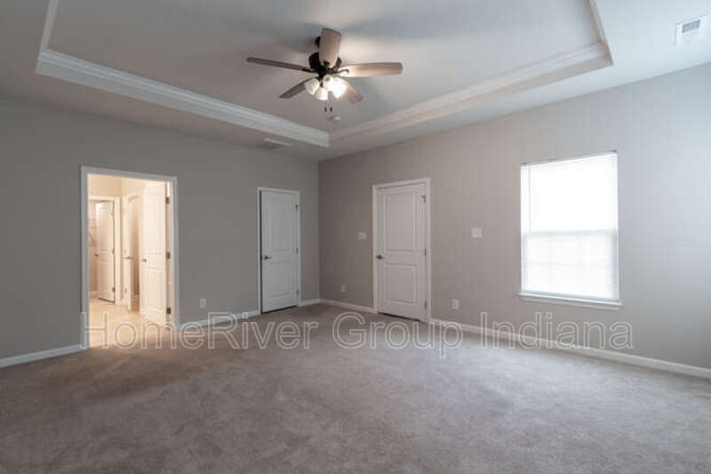 Building Photo - 10439 Long Branch Dr