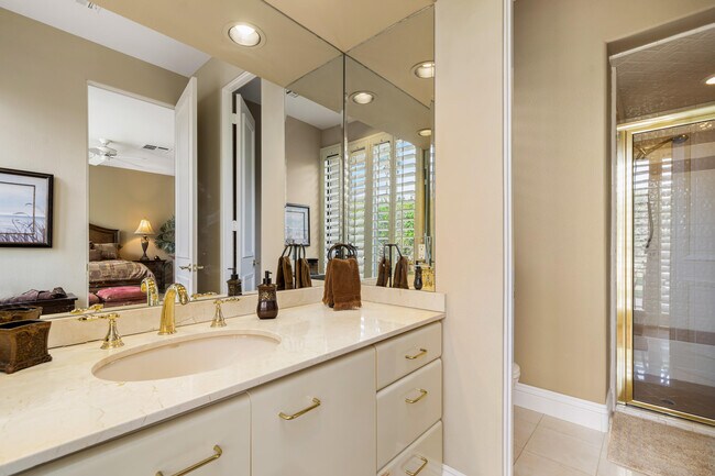 Building Photo - 45640 Rancho Palmeras Dr