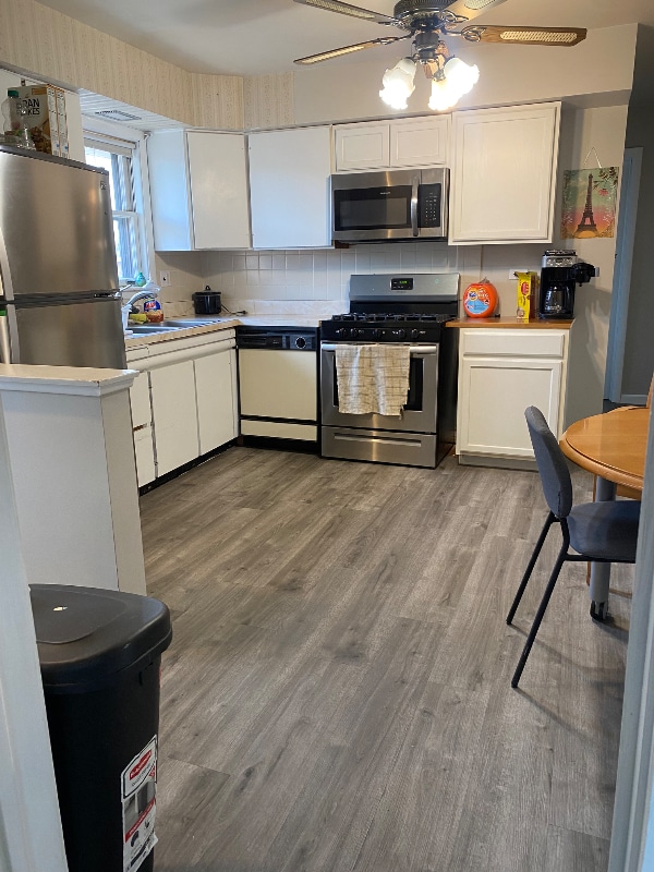 Building Photo - 8409 W Roseview Dr