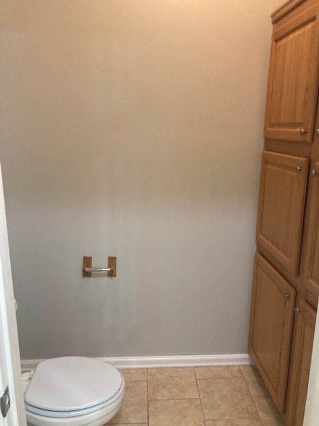 Building Photo - Gulfport 3 Bedroom