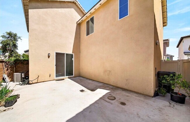 Building Photo - 3662 Basanite Ave
