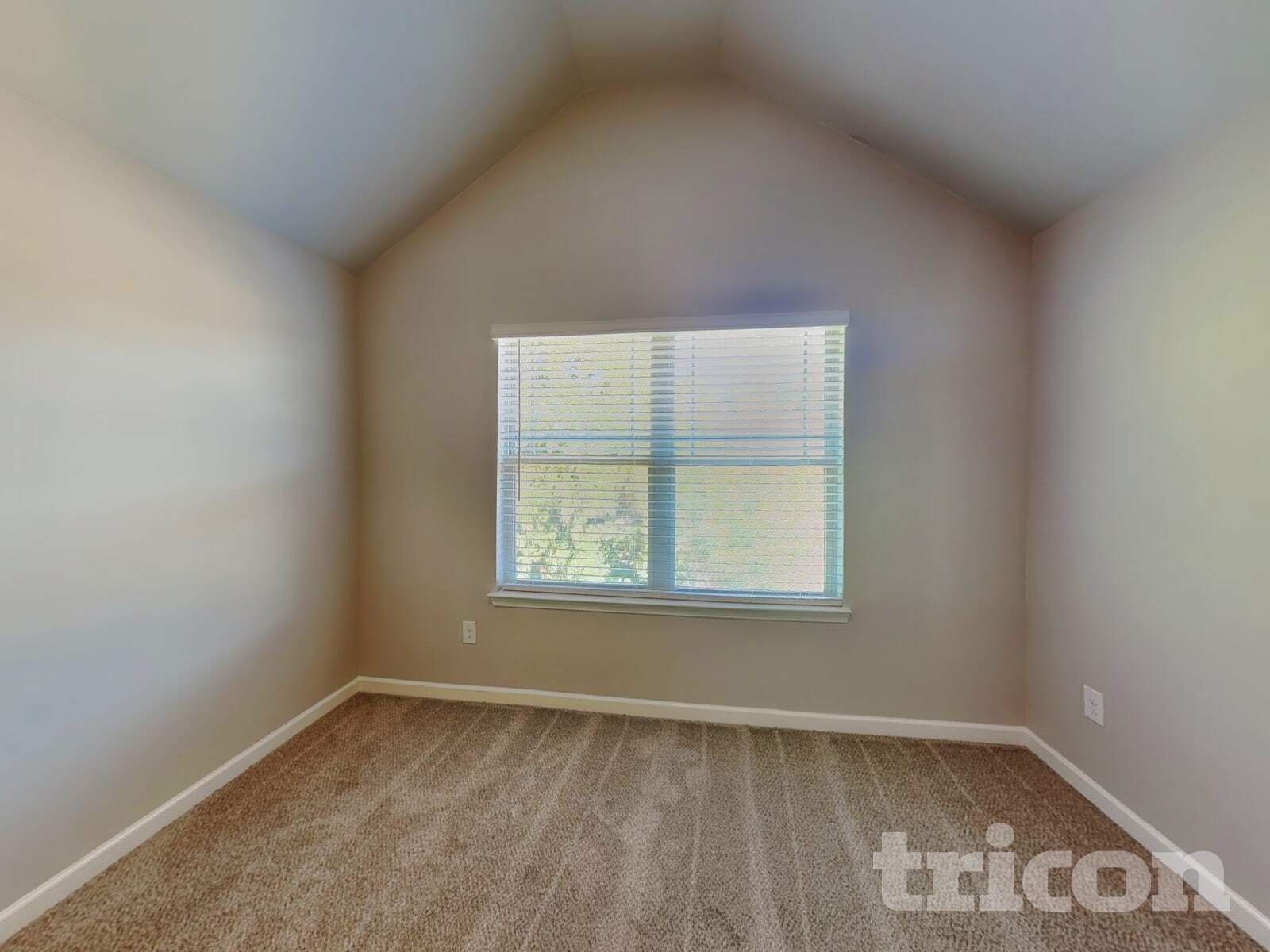 Building Photo - 68 Shenandoah Dr