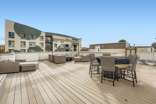 Building Photo - 177 S Harrison St