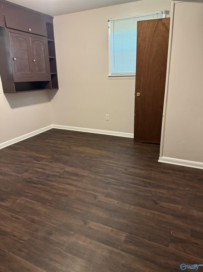 Building Photo - 3706 Pecan Grove Dr NW