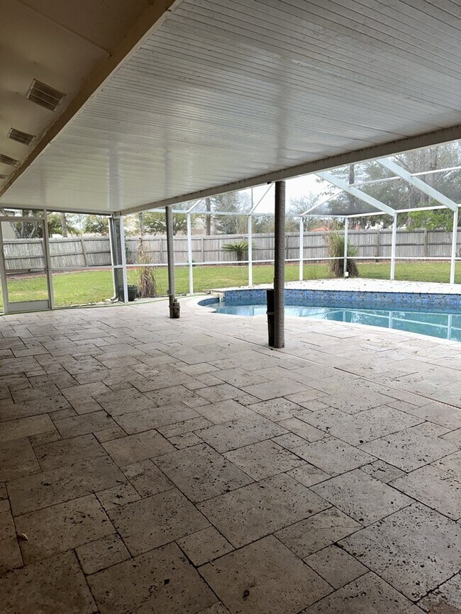 Building Photo - COUNTRY PLACE POOL HOME ON CUL-DE-SAC LOT