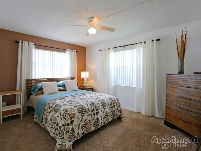 Building Photo - La Aloma Apartments
