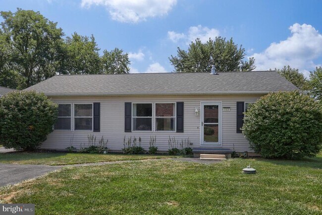 Building Photo - 112 Lynmar Ave