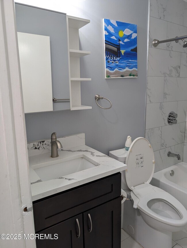 Building Photo - 110 Biscayne Ct