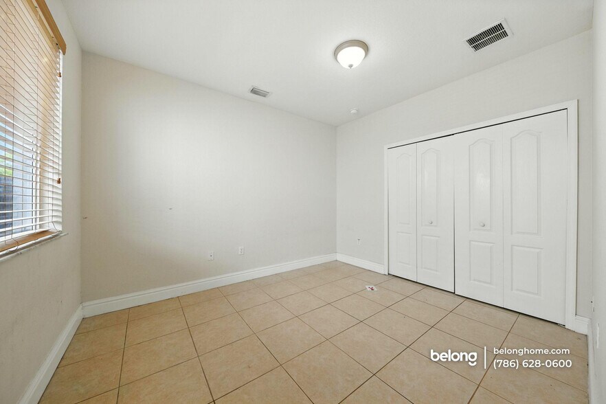 Building Photo - 15386 SW 21 Ln