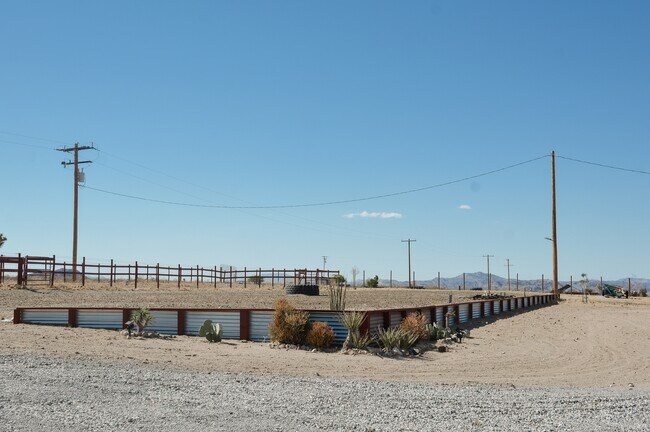Building Photo - 1381 Soledad Ave
